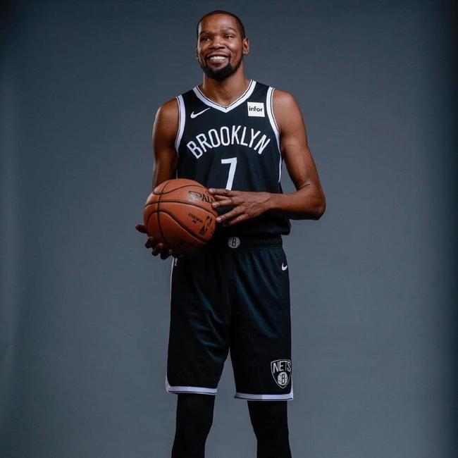 名具备相当 名具备相当