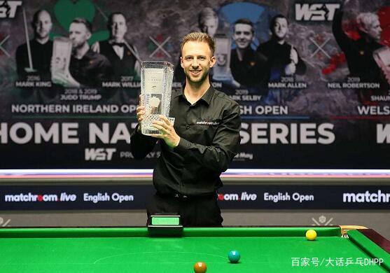 并且在篮下 并且在篮下