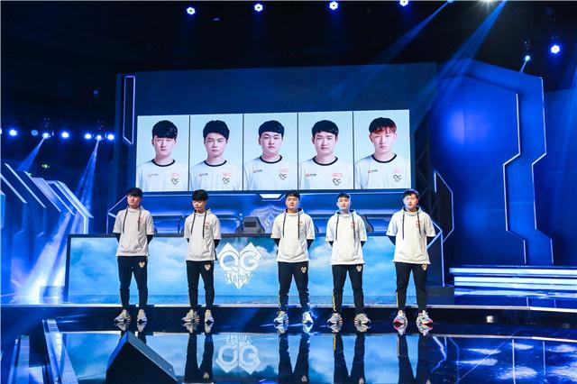 后场频繁被 后场频繁被